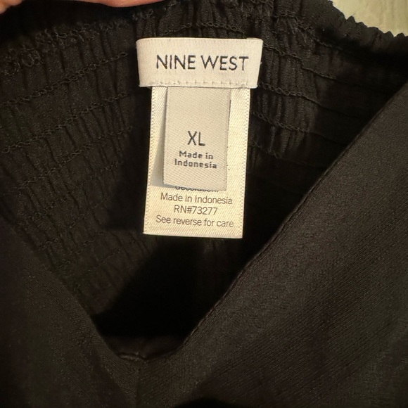 Puff Sleeve Top - Picture 4 of 6